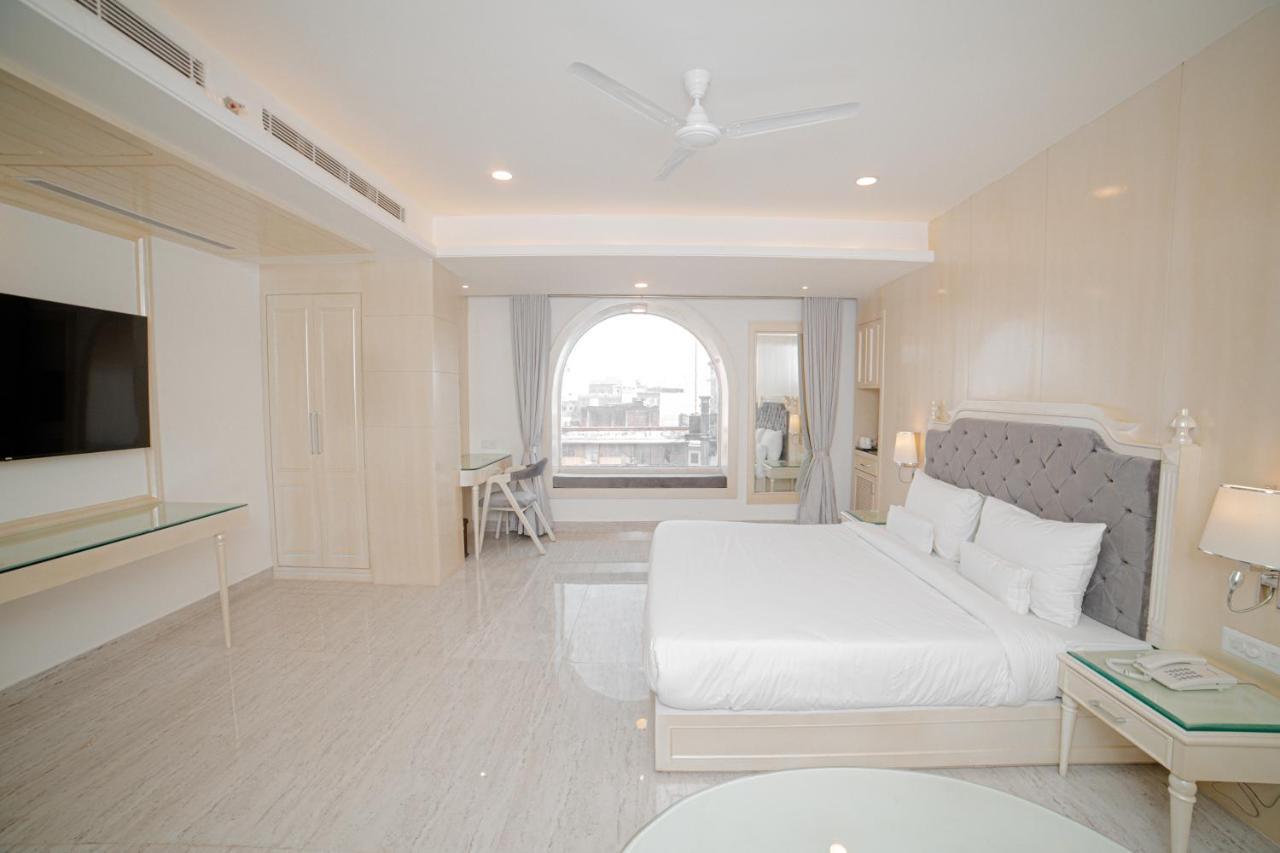Hotel Pearl Courtyard Varanasi Esterno foto
